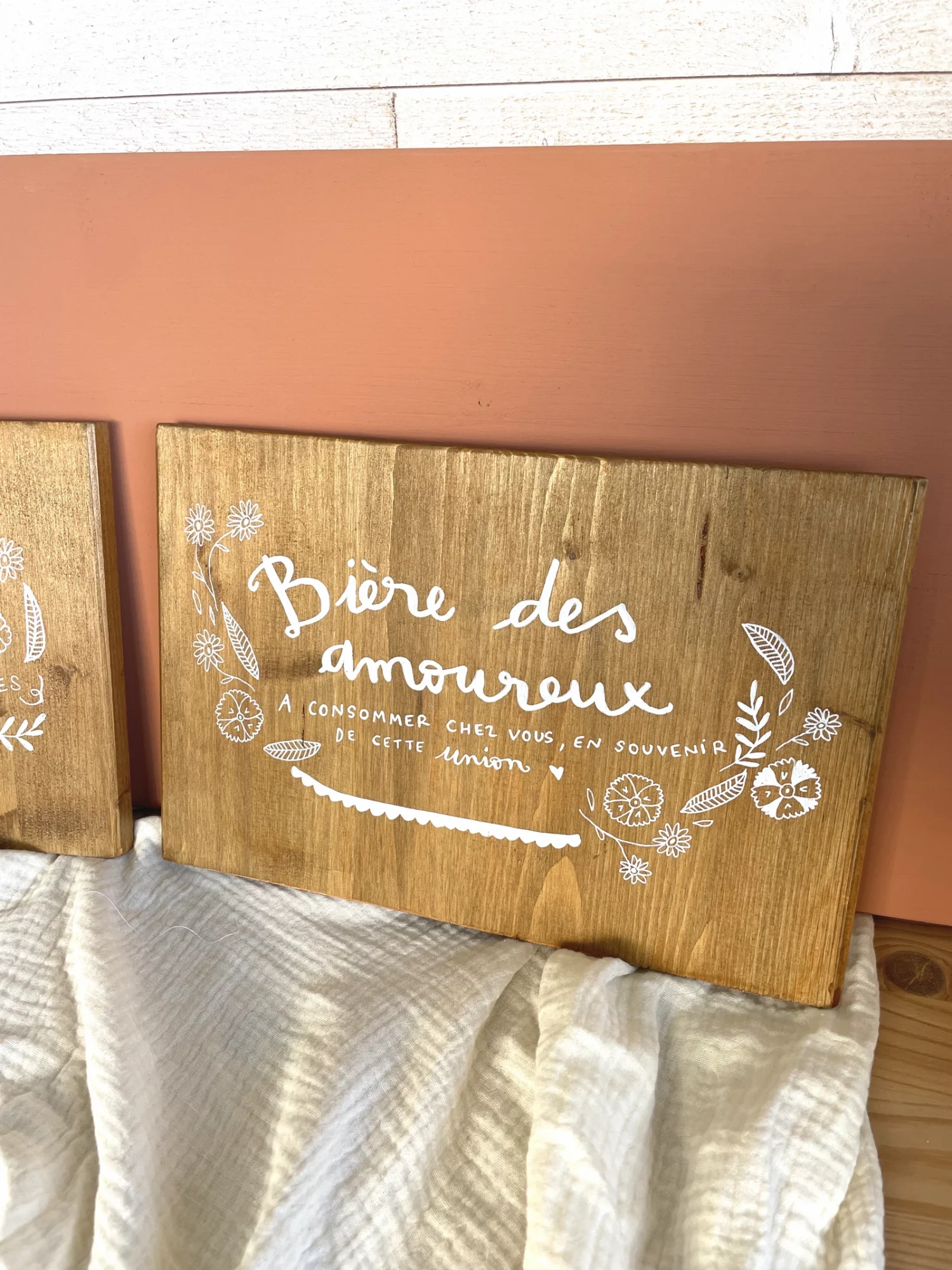 panneau bois signalétique mariage